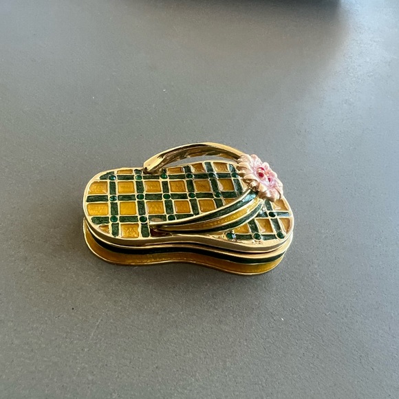 Flip Flop Trinket Box - Picture 3 of 3